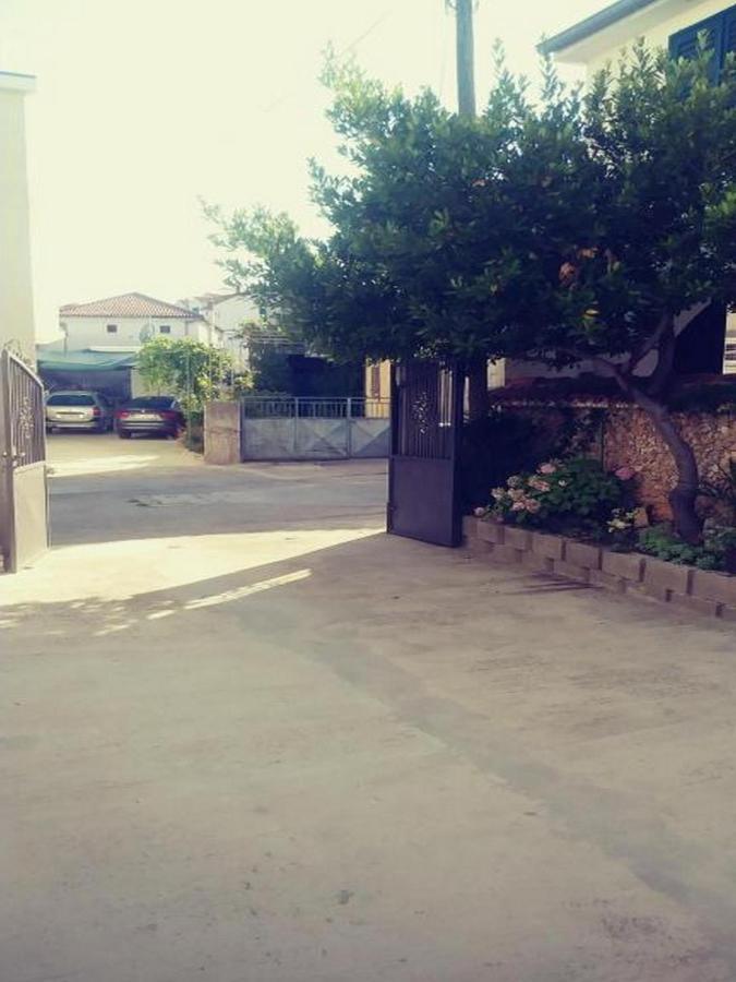 Apartman Ena โวดีเซ ภายนอก รูปภาพ